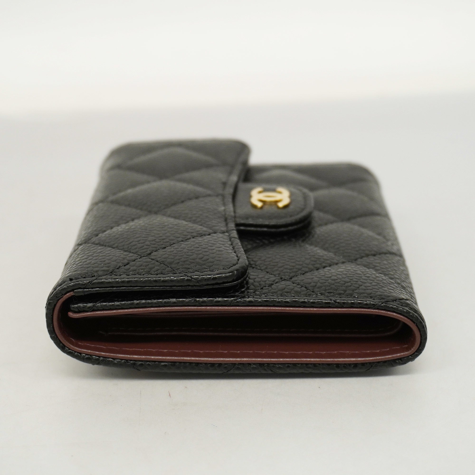 Chanel[3ca0380]   tri-fold wallet Matelasse caviar skin black gold metal