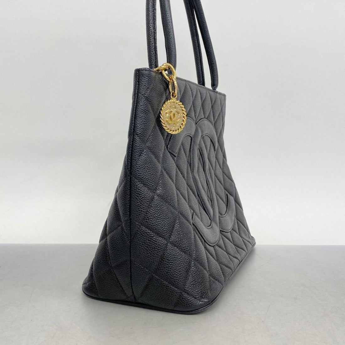 Chanel Tote Bag Reproduction Caviar Skin Black Women's