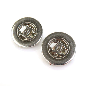 Chanel earrings here mark metal silver ladies