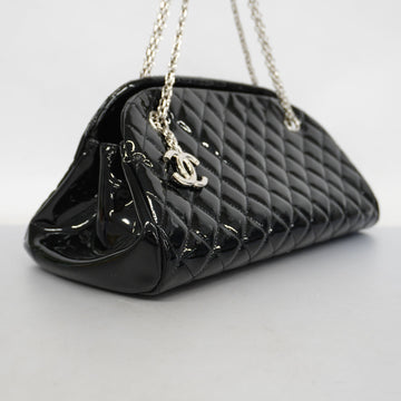 ChanelAuth  Matelasse Shoulder Bag Chain Shoulder Women's Patent Leather Black