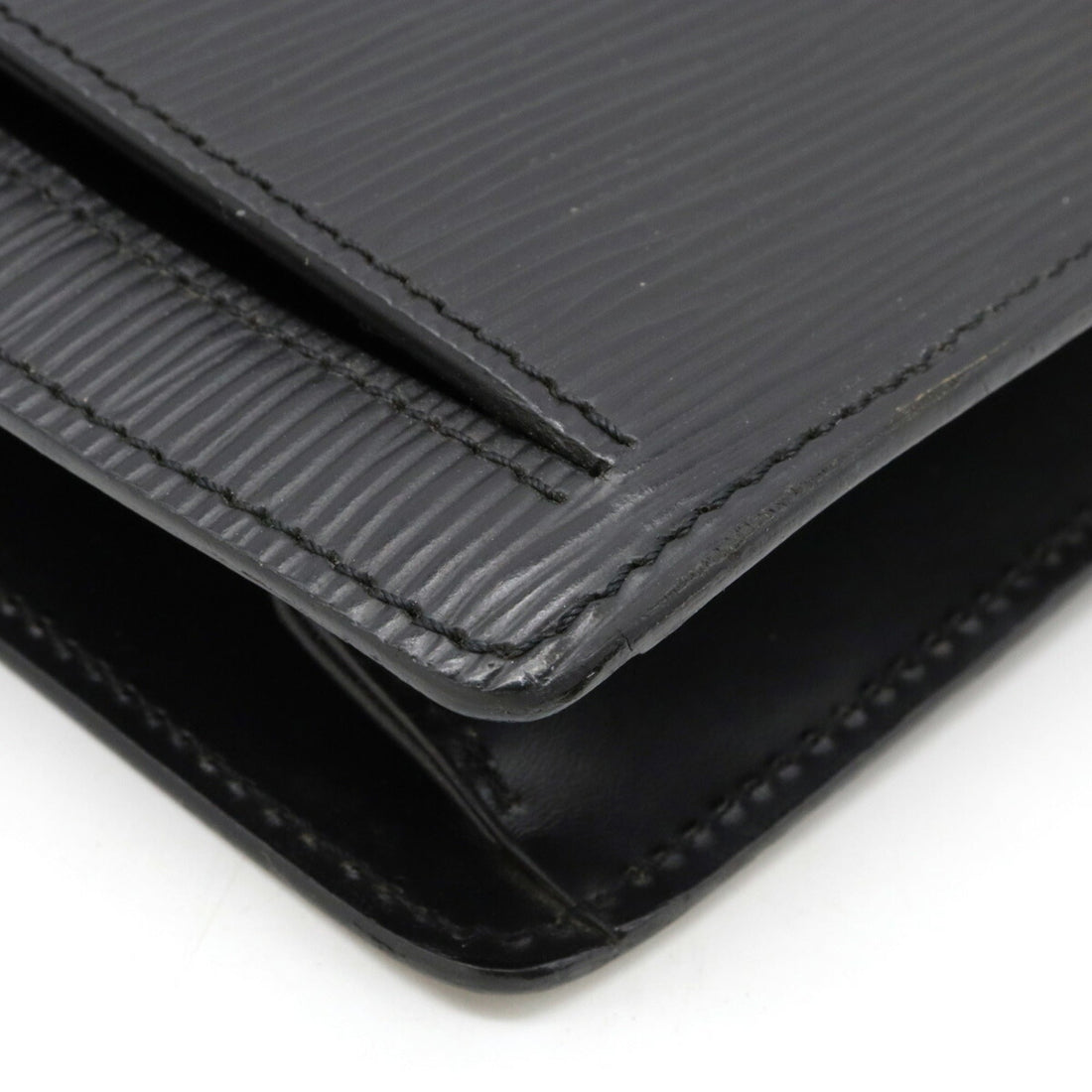 LOUIS VUITTON Epi Pochette Serie Dragonne Second Bag Noir Black Key Missing M52612