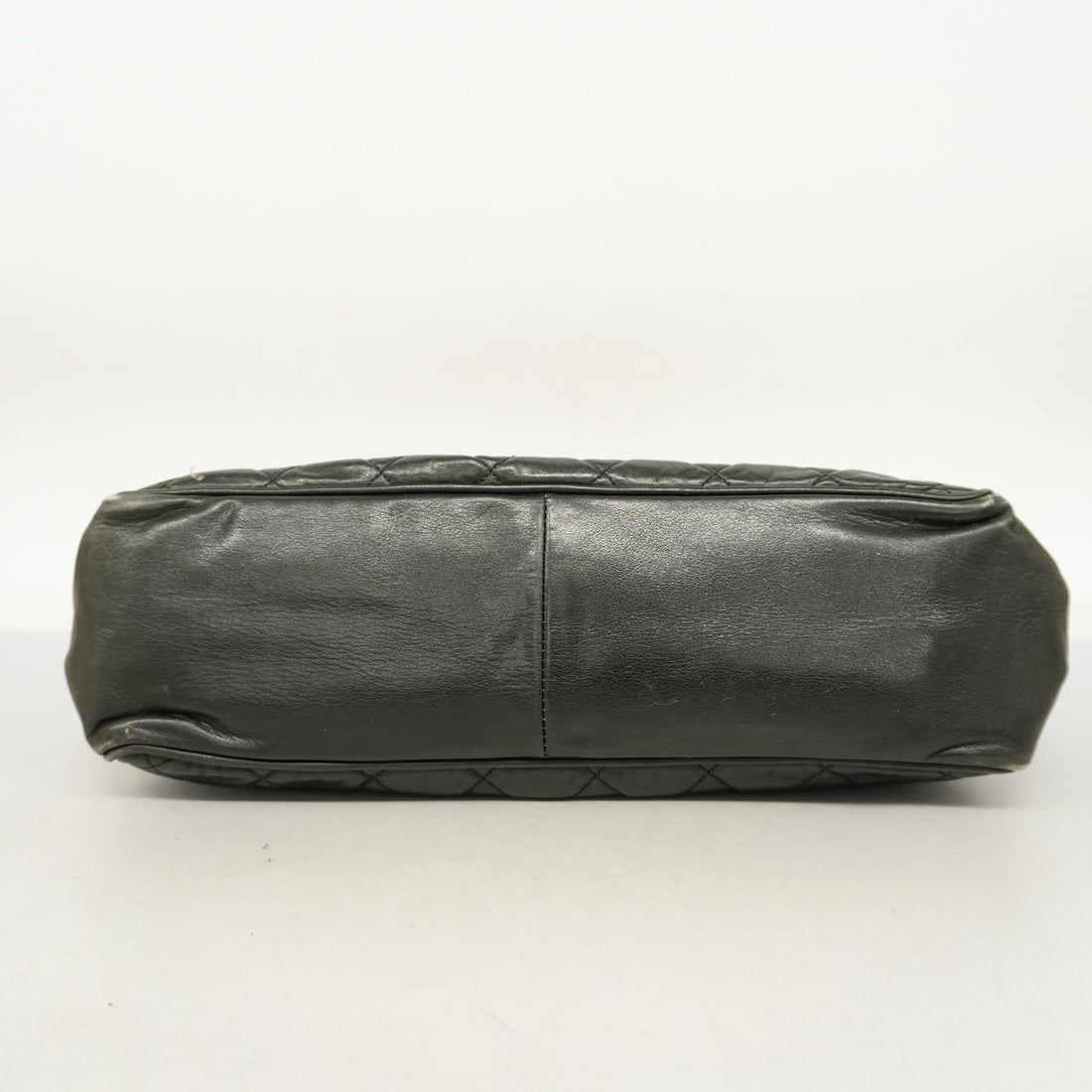 CHANEL   Matelasse Chain Shoulder Women's Leather Shoulder Bag Black