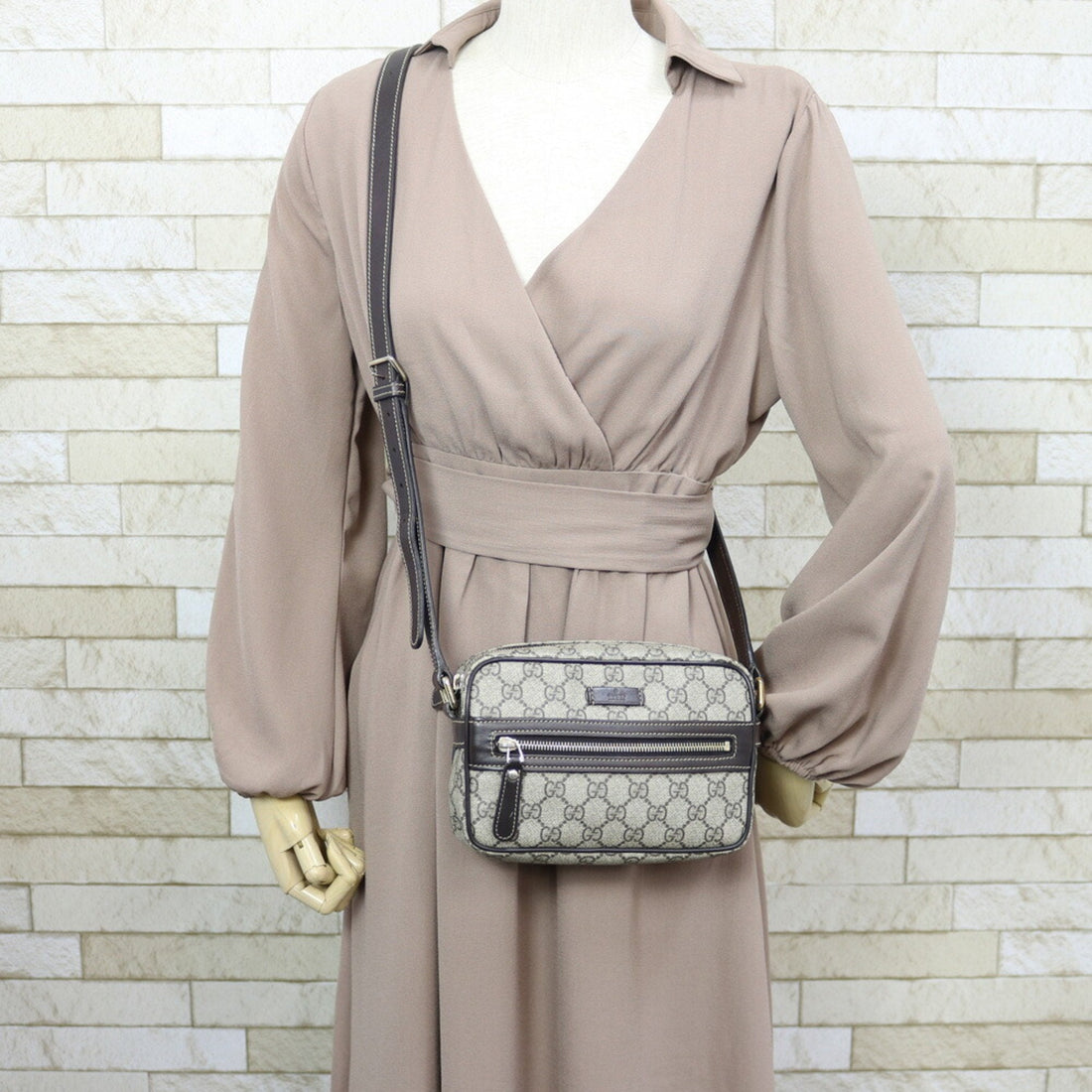 Gucci GG Shoulder Impreme Bag Beige Ladies