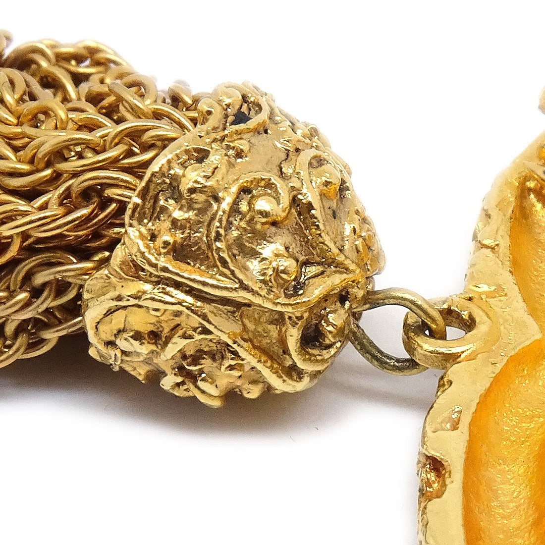 CHANEL 1993 Tassel CC Brooch Gold Small 90170