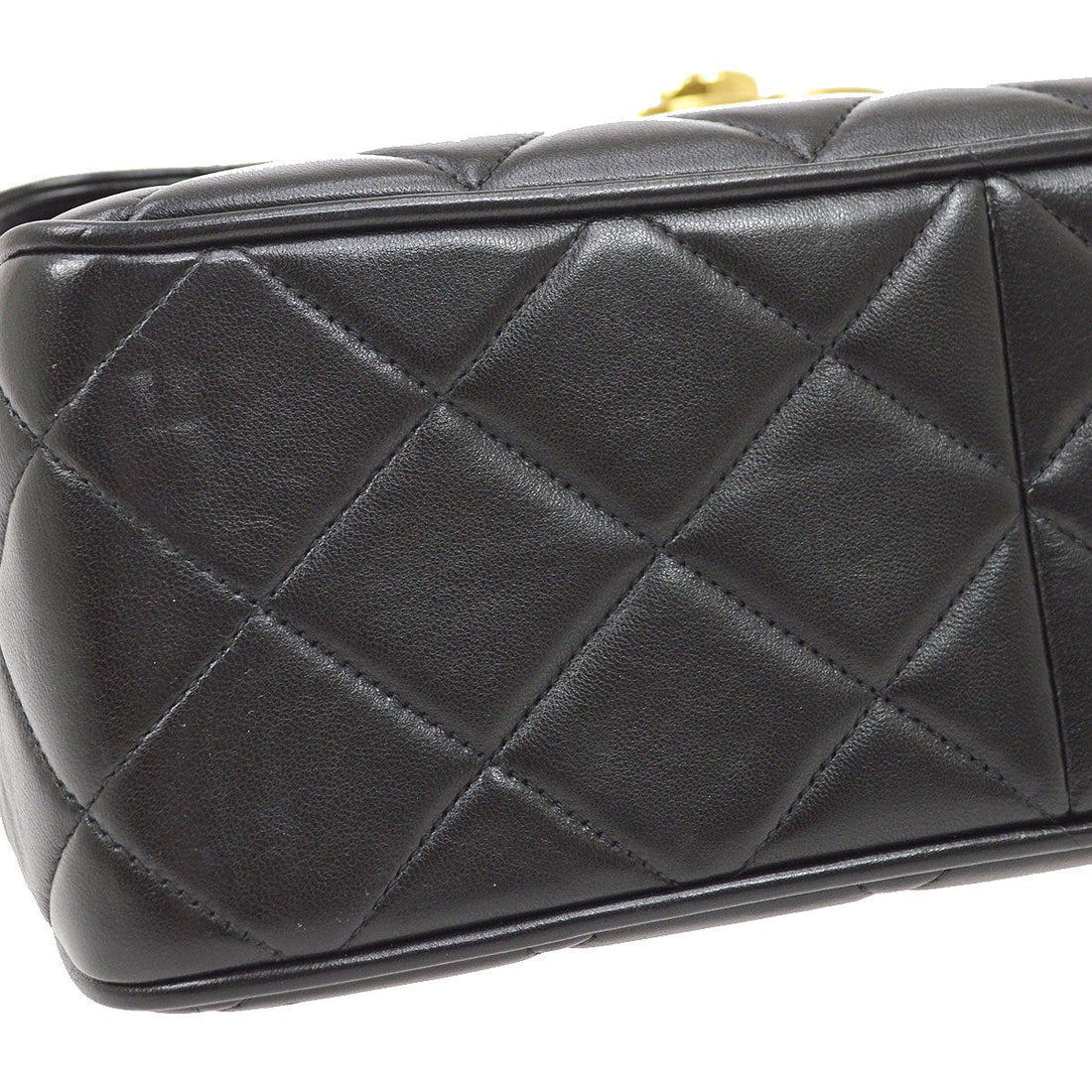 Chanel? 1994-1996 Black Lambskin Straight Flap 83888