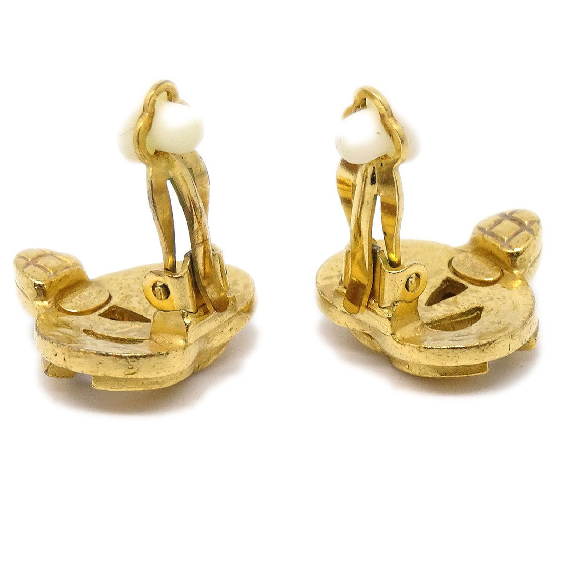 CHANEL 1997 Heart Earrings Gold Small 03520