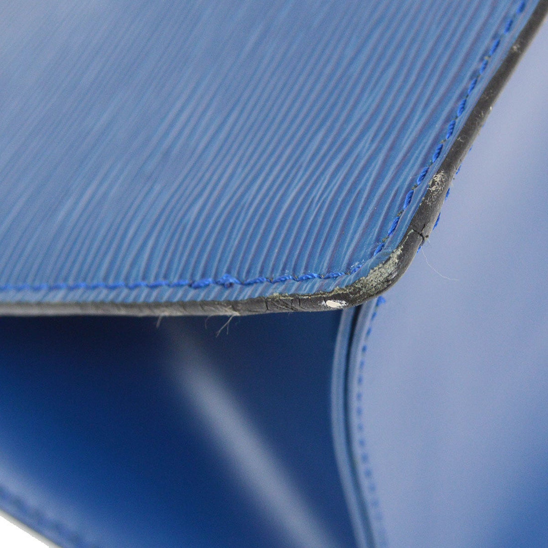 Louis Vuitton 1994 SAC TRIANGLE Blue EPI M52095