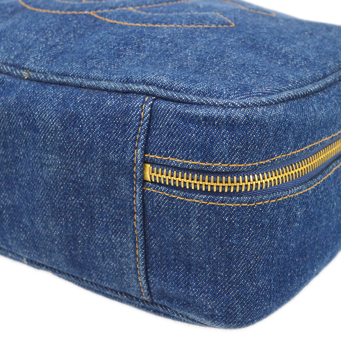 CHANEL 1996-1997 Denim Lunch Box Vanity 00094