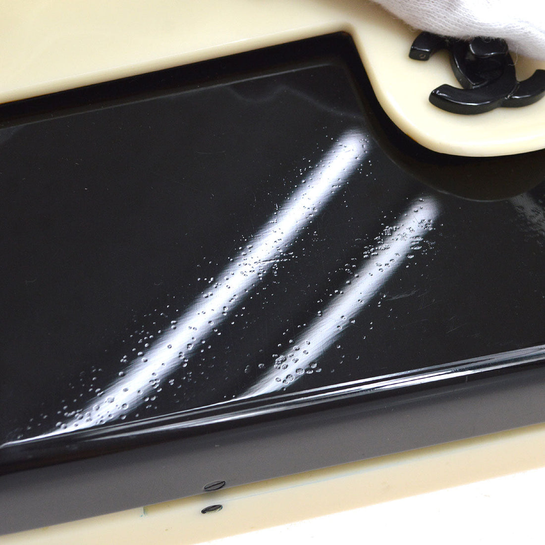 CHANEL 2000-2001 Monochrome Acrylic Shoulder Bag Small