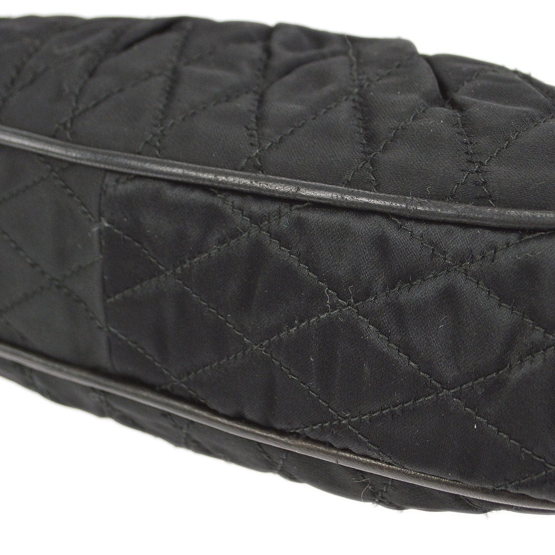 CHANEL 1986-1988 Kisslock Shoulder Bag Small