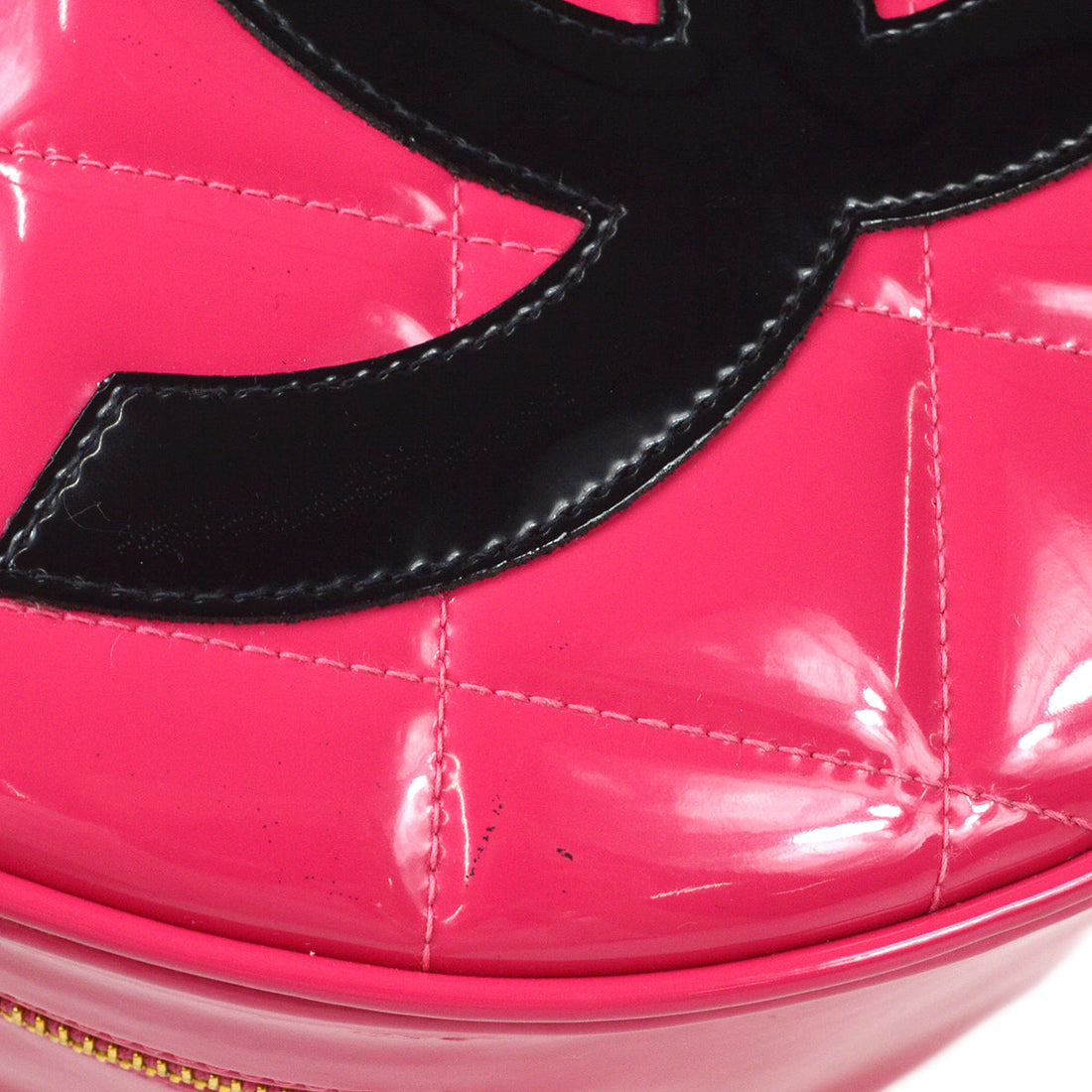 CHANEL 1994-1996 Round Vanity Handbag Pink 87880