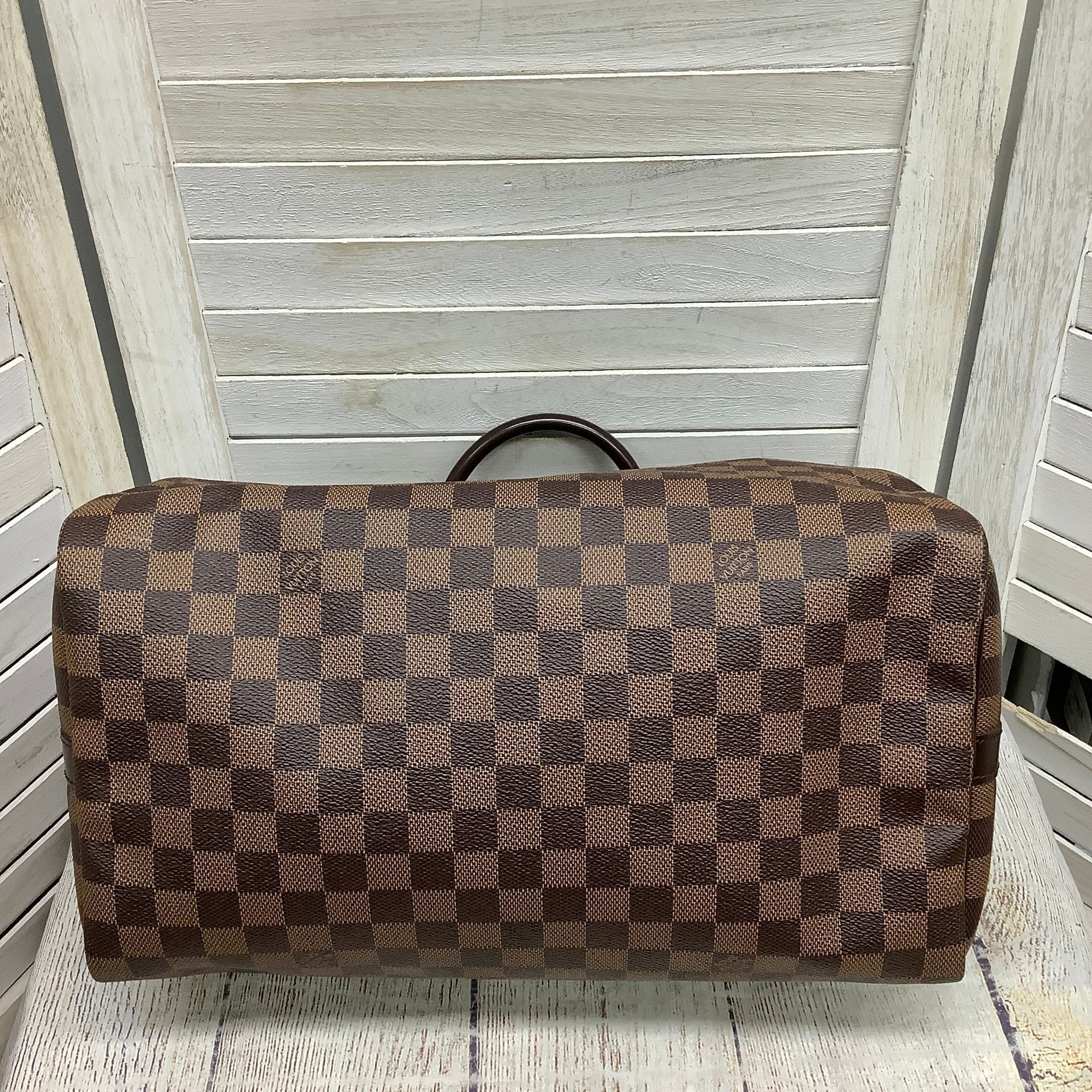 HandBag Luxury Designer By Louis Vuitton  Size: Large