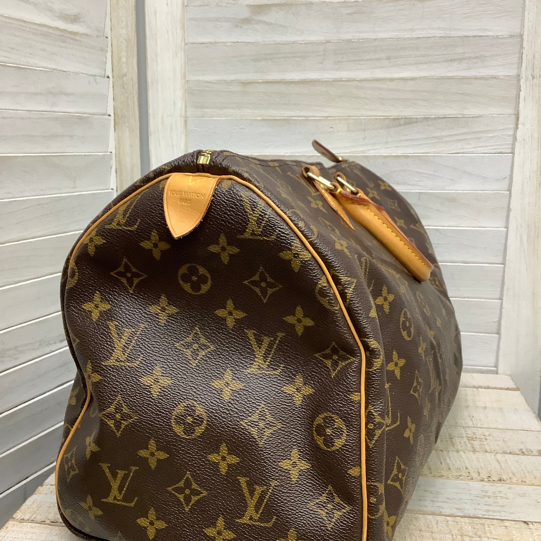 HandBag Luxury Designer By Louis Vuitton, Size: Large