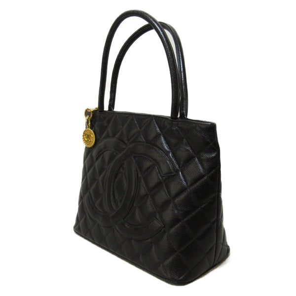 Chanel CC Caviar Medallion Tote Bag  Leather Tote Bag A01804 in Excellent condition