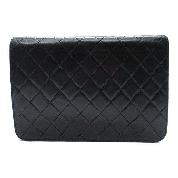 Chanel Quilted CC Flap Crossbody Bag Leather Crossbody Bag in Excellent condition