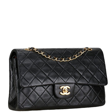 Chanel Medium Classic Double Flap Bag Leather Shoulder Bag in Good condition