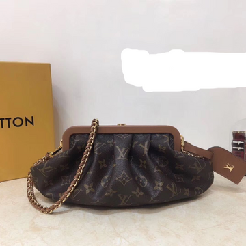 Louis Vuitton Boursicot Ew