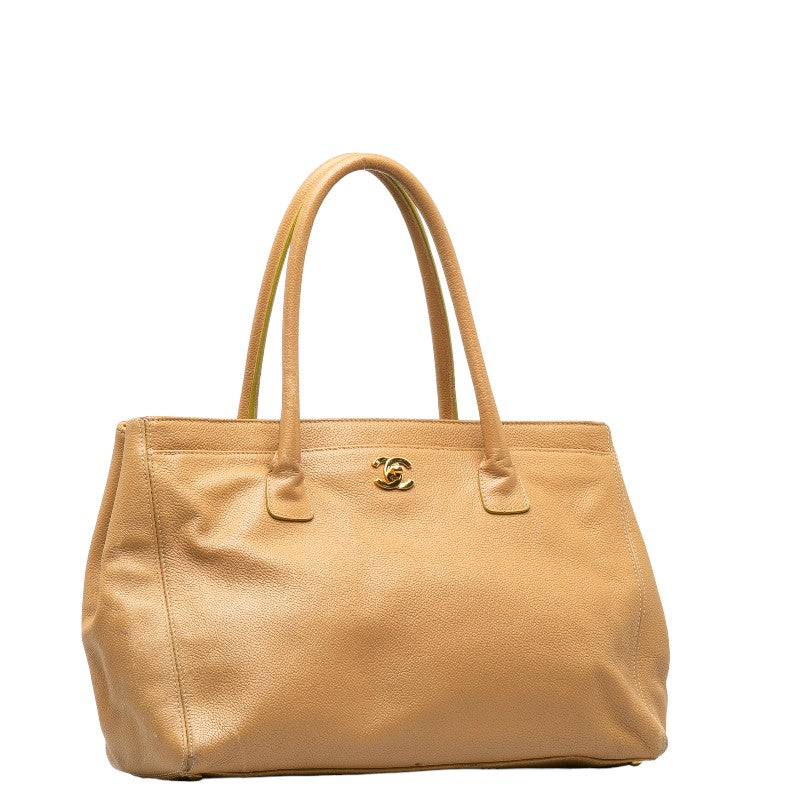 Chanel Leather Tote Bag Leather Tote Bag in Good condition