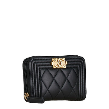 Chanel Quilted Leather Boy Coin Purse Leather Coin Case in Good condition