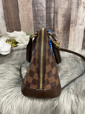 HandBag Luxury Designer Louis Vuitton, Size Small