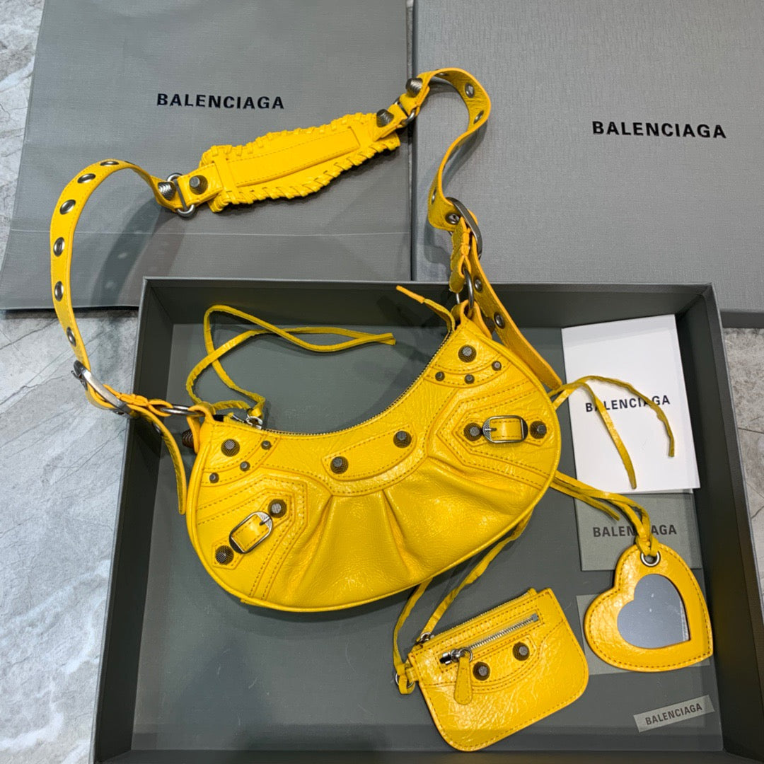 Baltlm Le Cagole XS Shoulder Bag In Yellow, For Womtlm,  Bags 10.2in/26cm