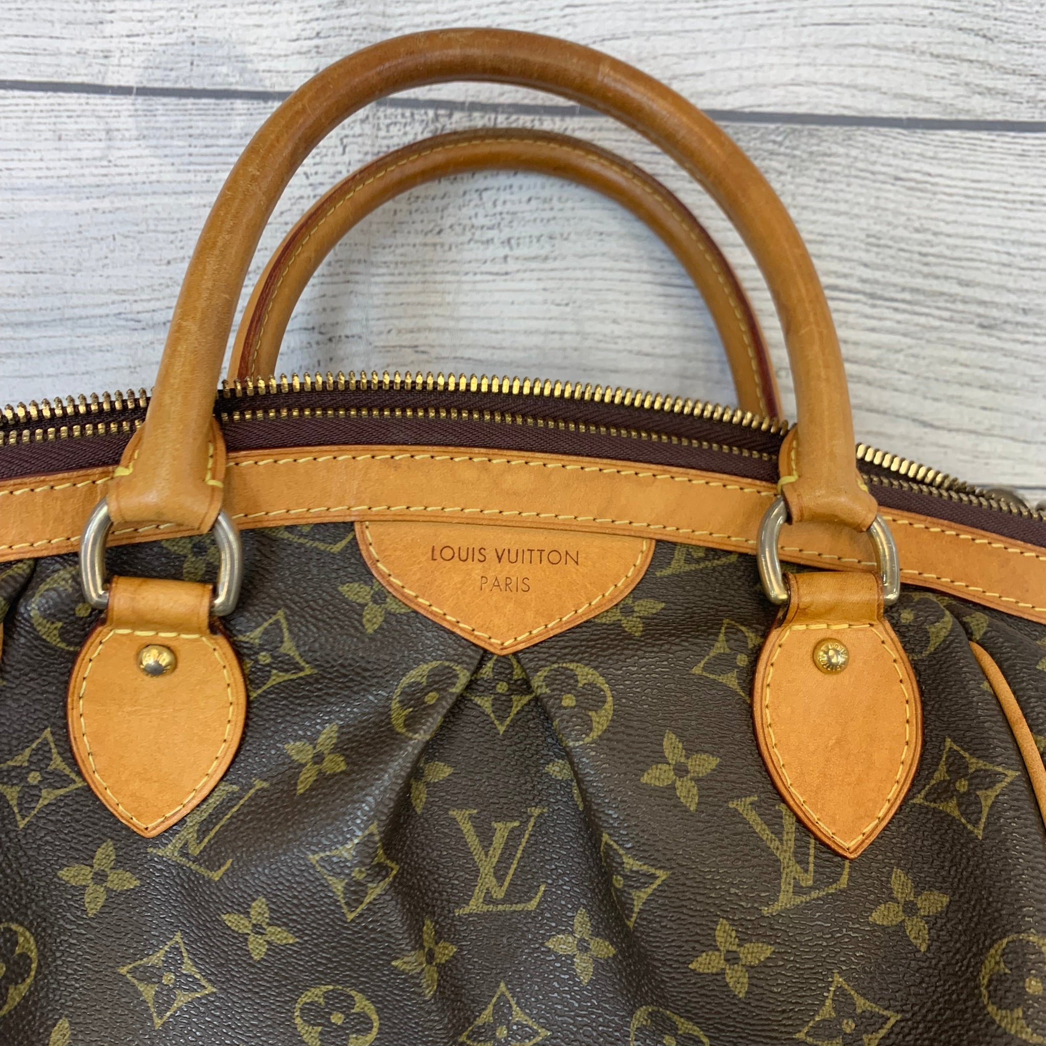 HandBag Designer By Louis Vuitton  Size: Small