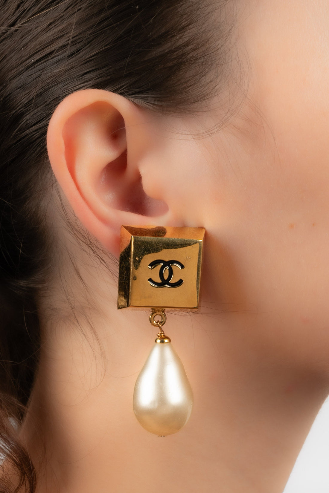 Boucles d'oreilles Chanel 1990s