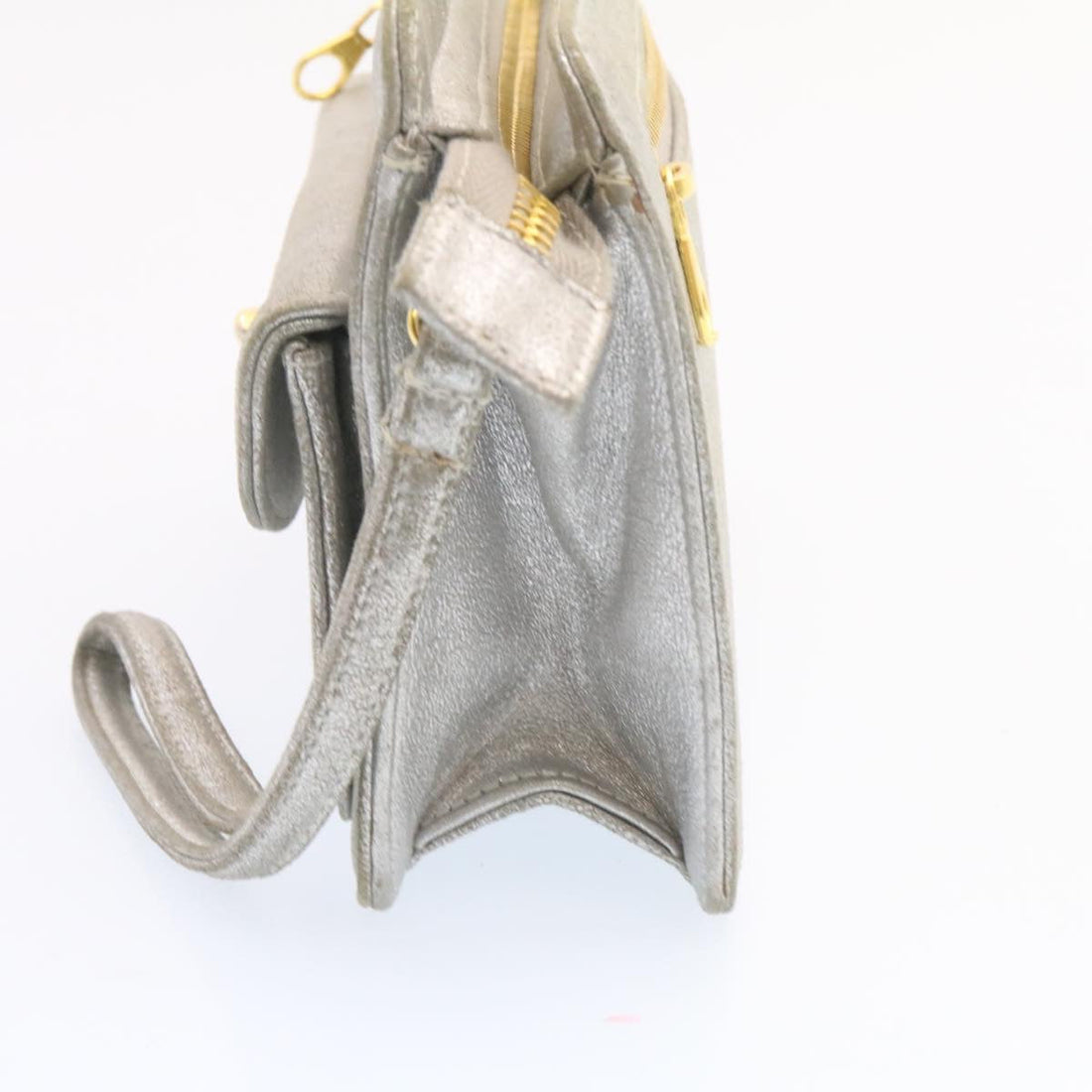 Chanel Clutch Bag Leather Silver CC Auth 26857