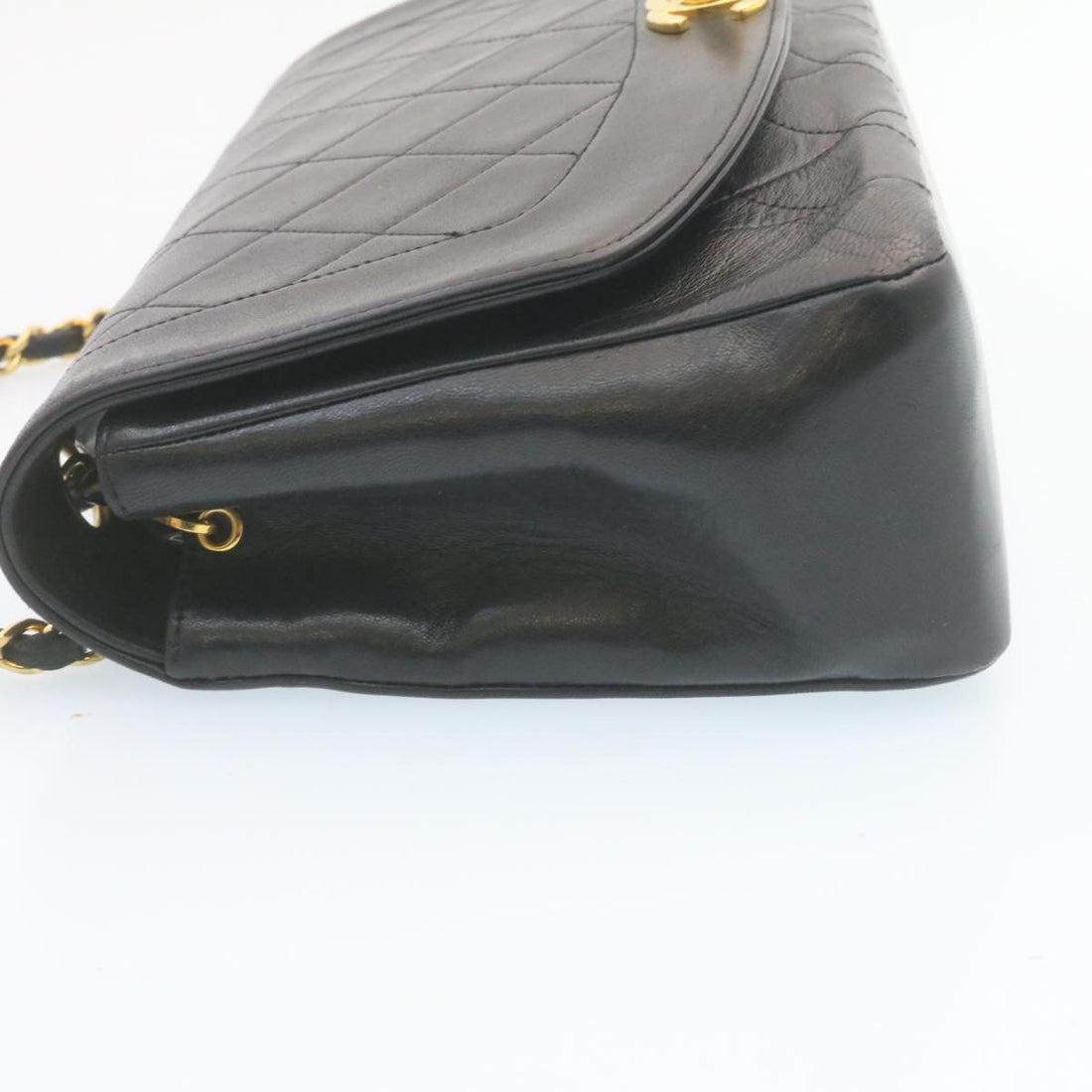 Chanel Chain Turn Lock Diana Matelasse Shoulder Bag Lamb Skin Black Auth 28282A