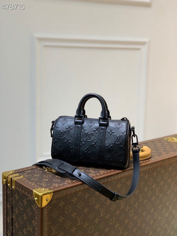 LV Keepall XS Monogram Seal Black For Womtlm,  Shoulder And Crossbody Bags 8.3in/21cm LV M57960