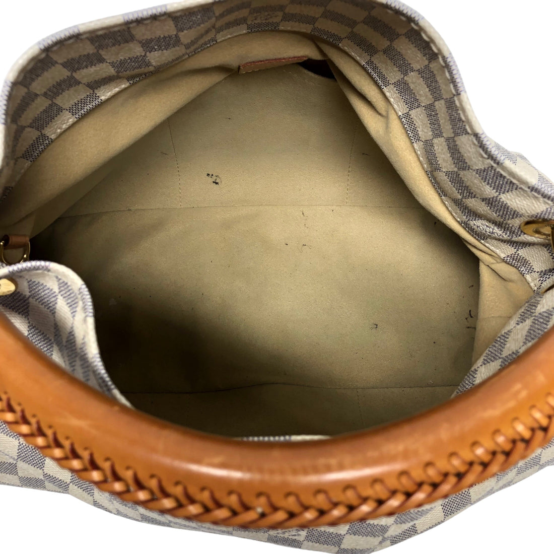 HandBag Luxury Designer Louis Vuitton, Size Medium