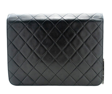 CHANEL Quilted Shoulder Bag