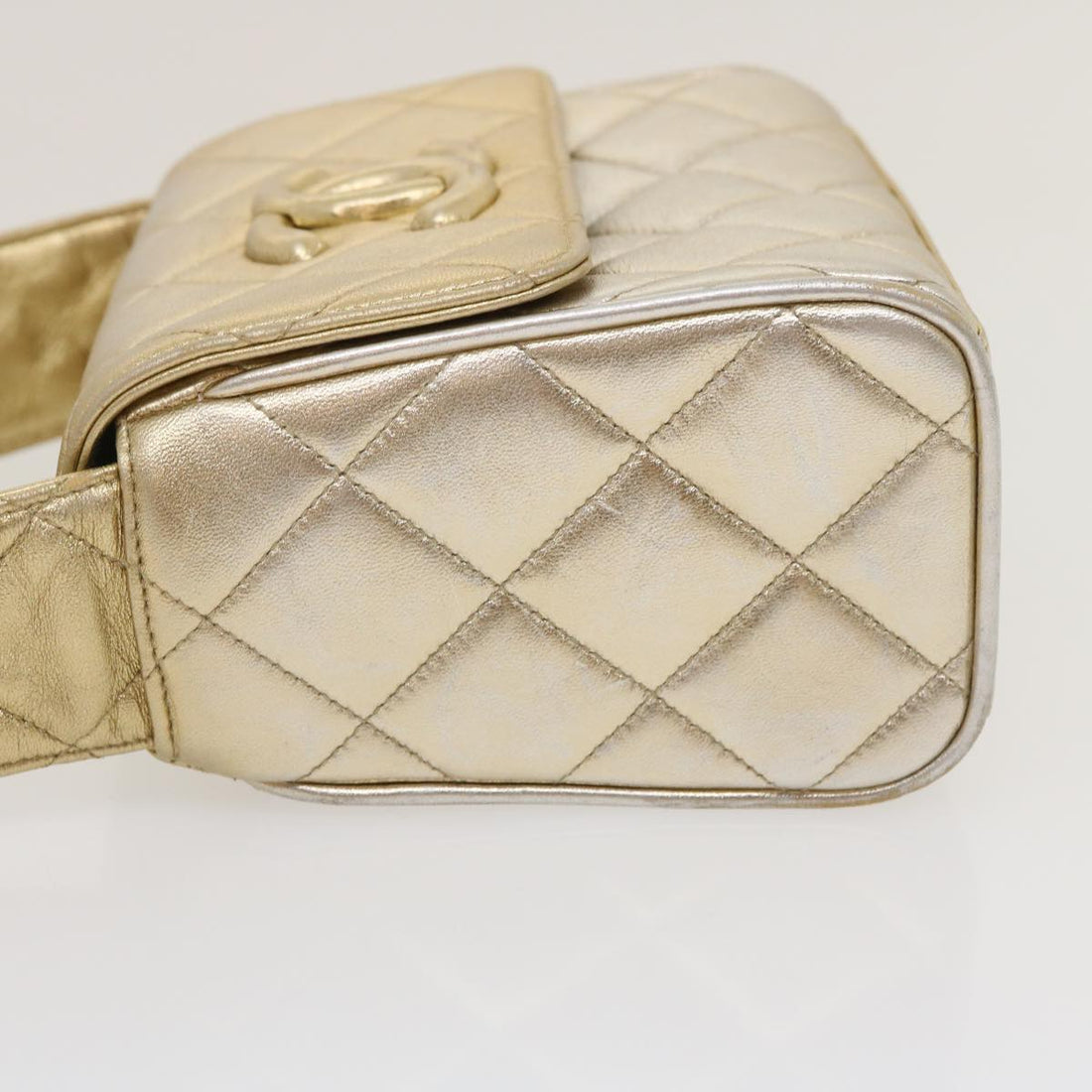 Chanel Matelasse Shoulder Bag Lamb Skin Gold CC Auth 29567A