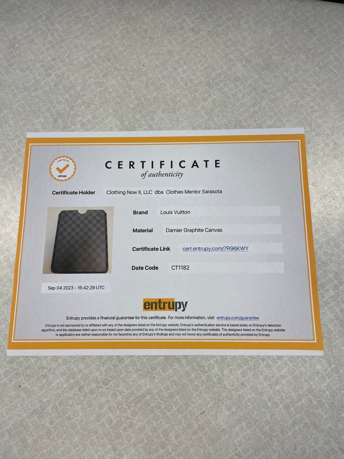 Clutch Designer By Louis Vuitton  Size: Medium