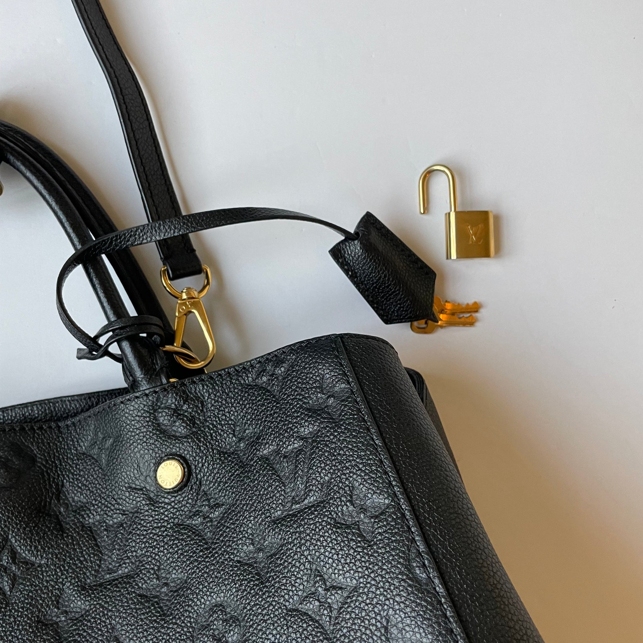 HandBag Luxury Designer Louis Vuitton, Size Large