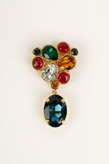 Broche strass�e Chanel