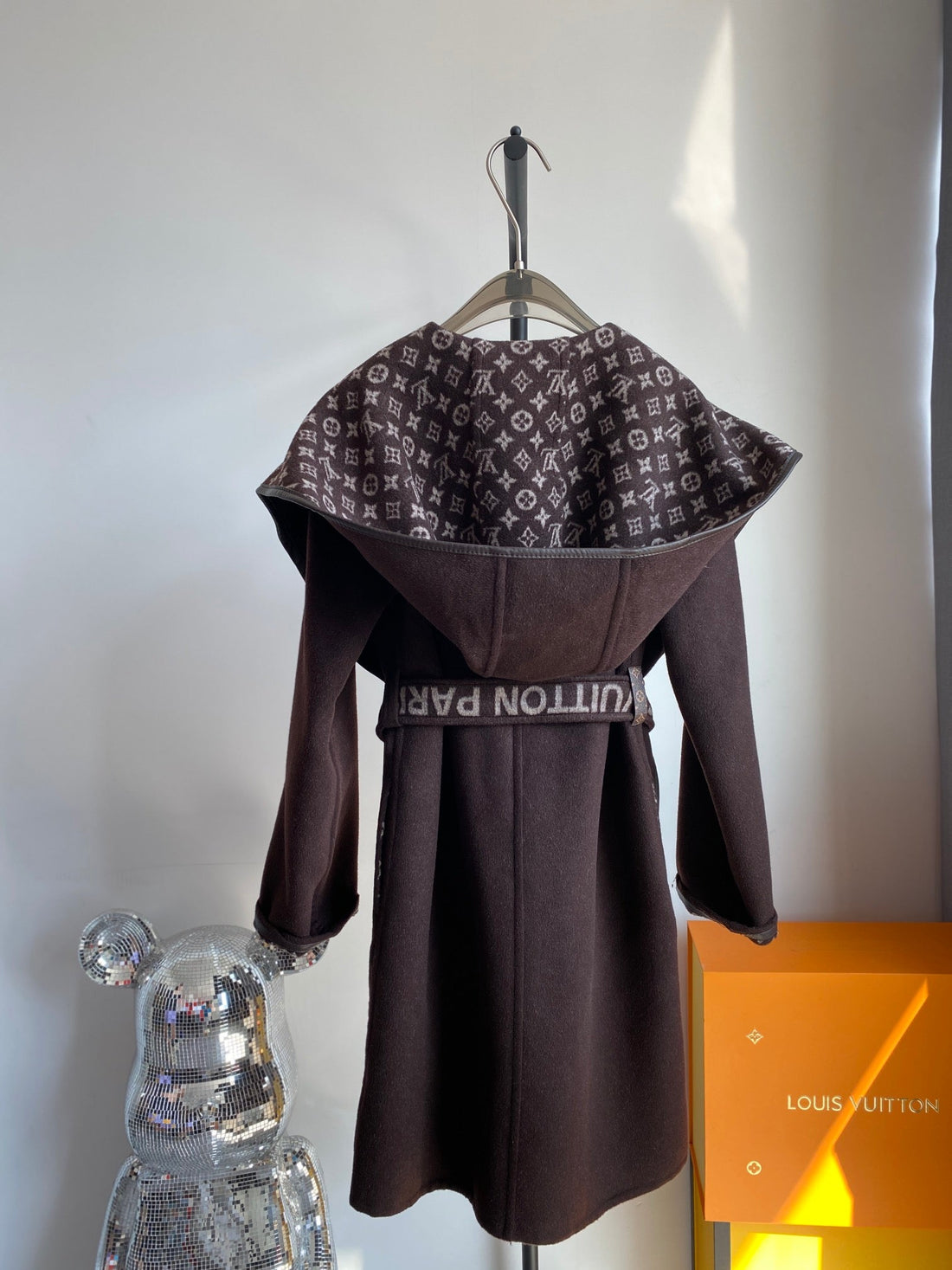 Luxury Louis Vuitton Wrap Coat 033