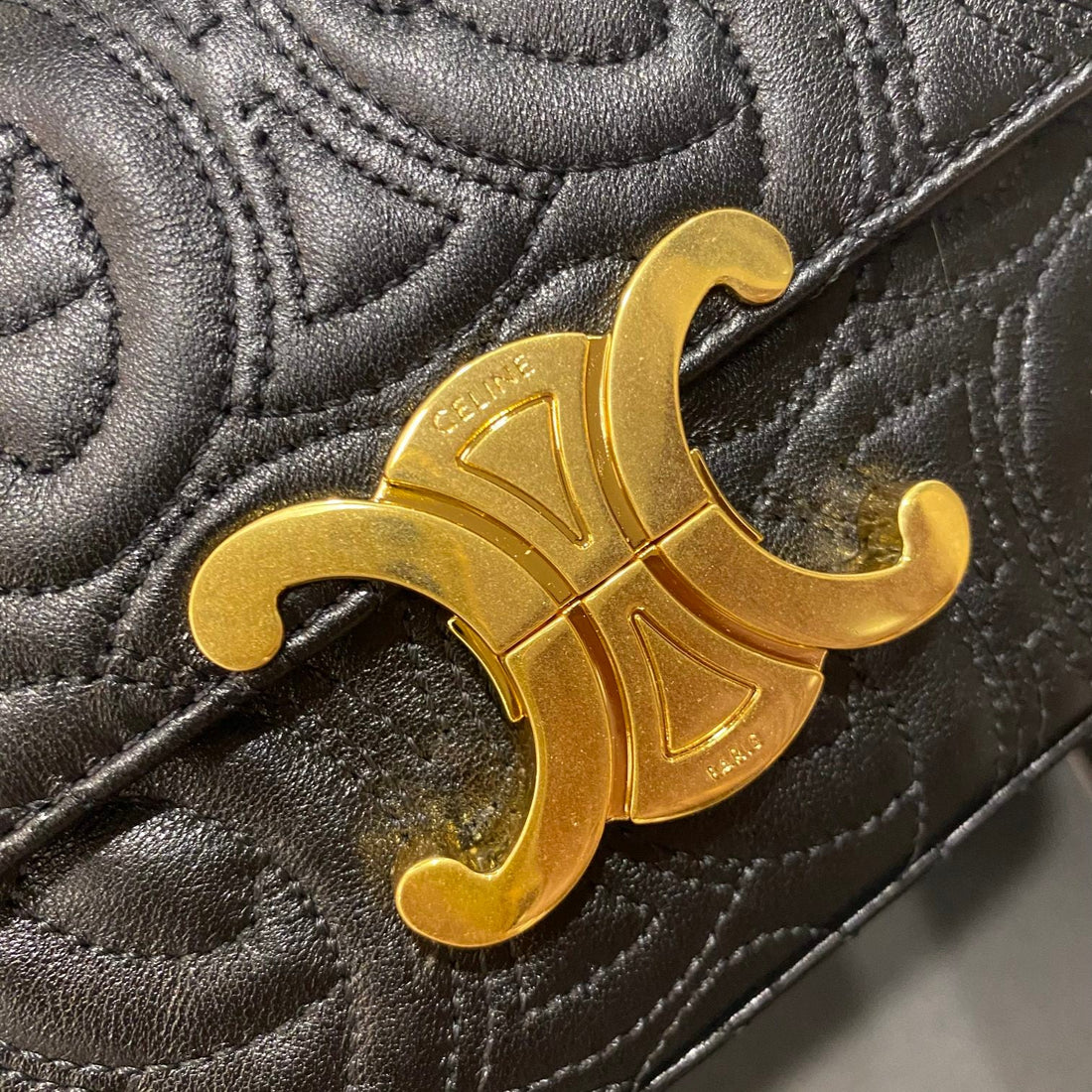 CE Triomphe Shoulder Bag In Quilted Triomphe Lambskin Black For Womtlm 8in/20cm 194143EF4.38NO