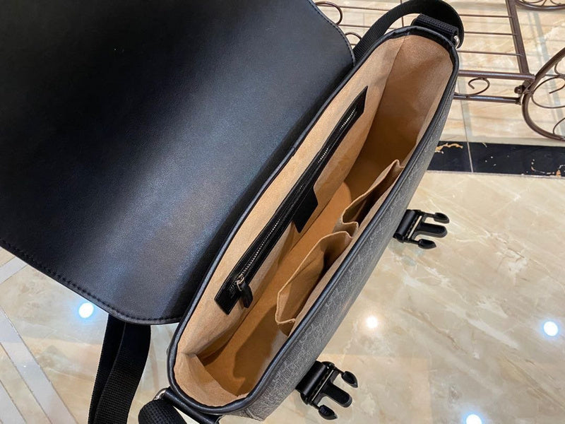 Gucci Bags - The Tote   912