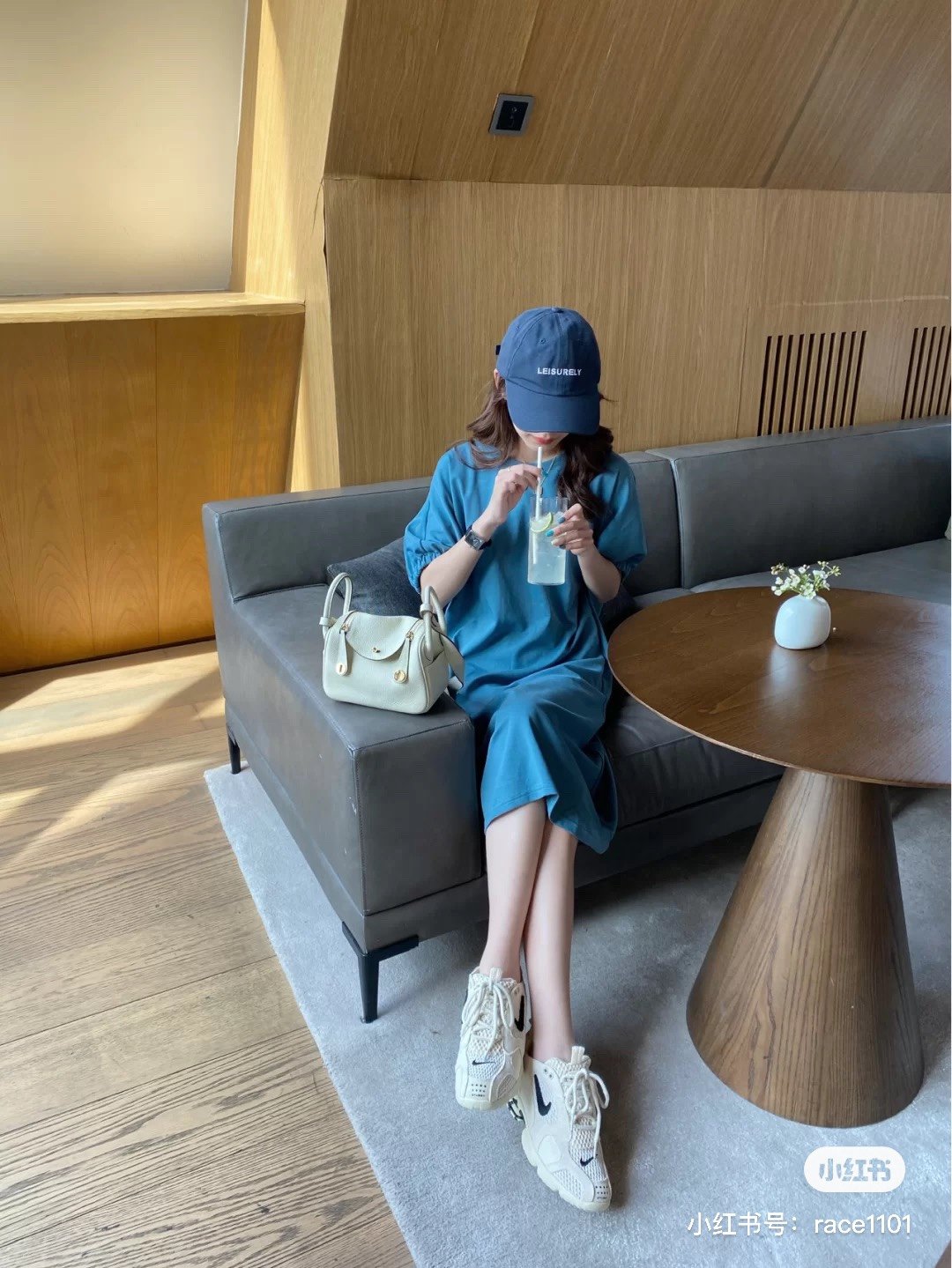 HM Lindy Mini Bag Blue Lin Clemtlmce With Gold Hardware For Womtlm, Womtlm’s Handbags, Shoulder And Crossbody Bags 7.5in/19cm