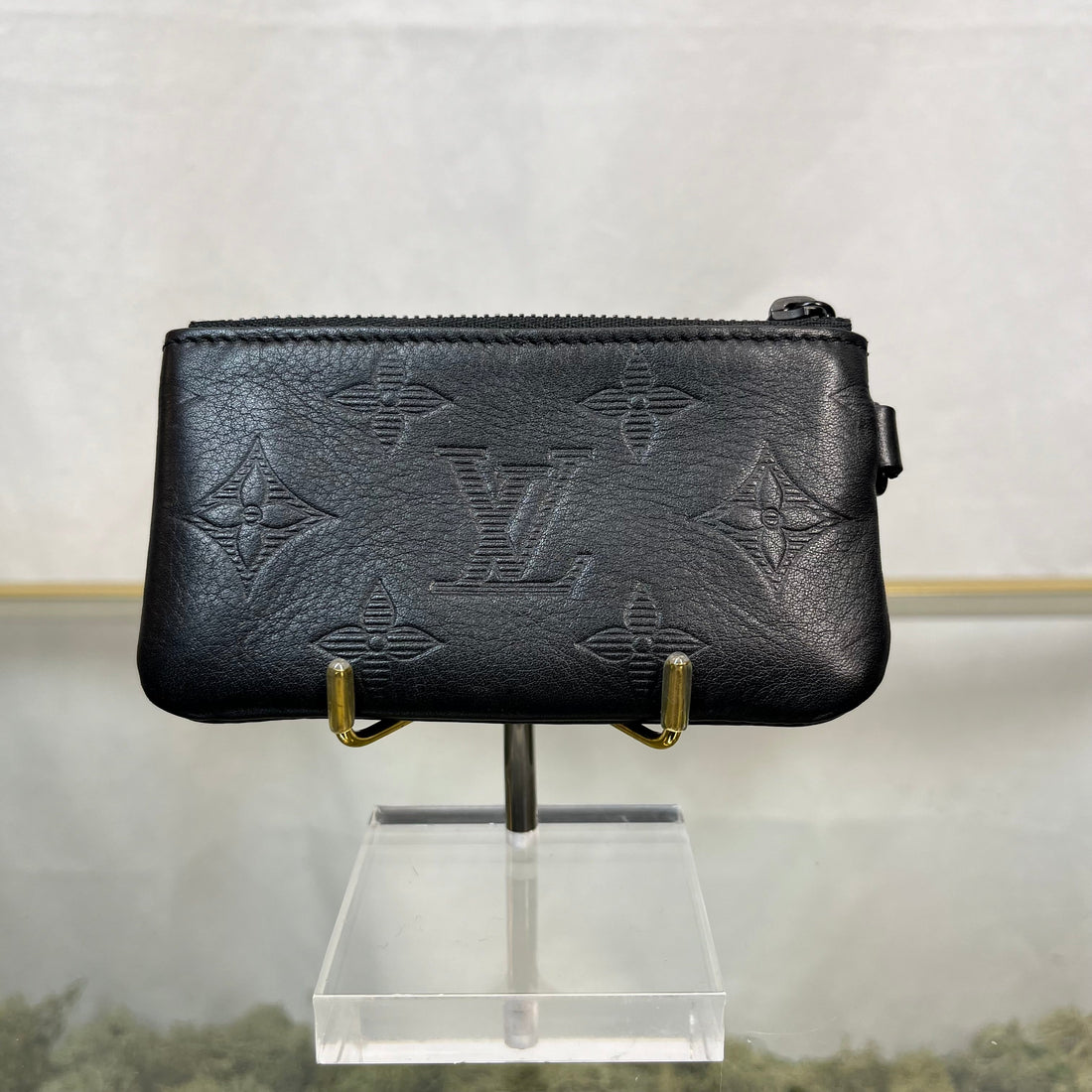 LOUIS VUITTON Duo Messenger Empreinte Key Pouch