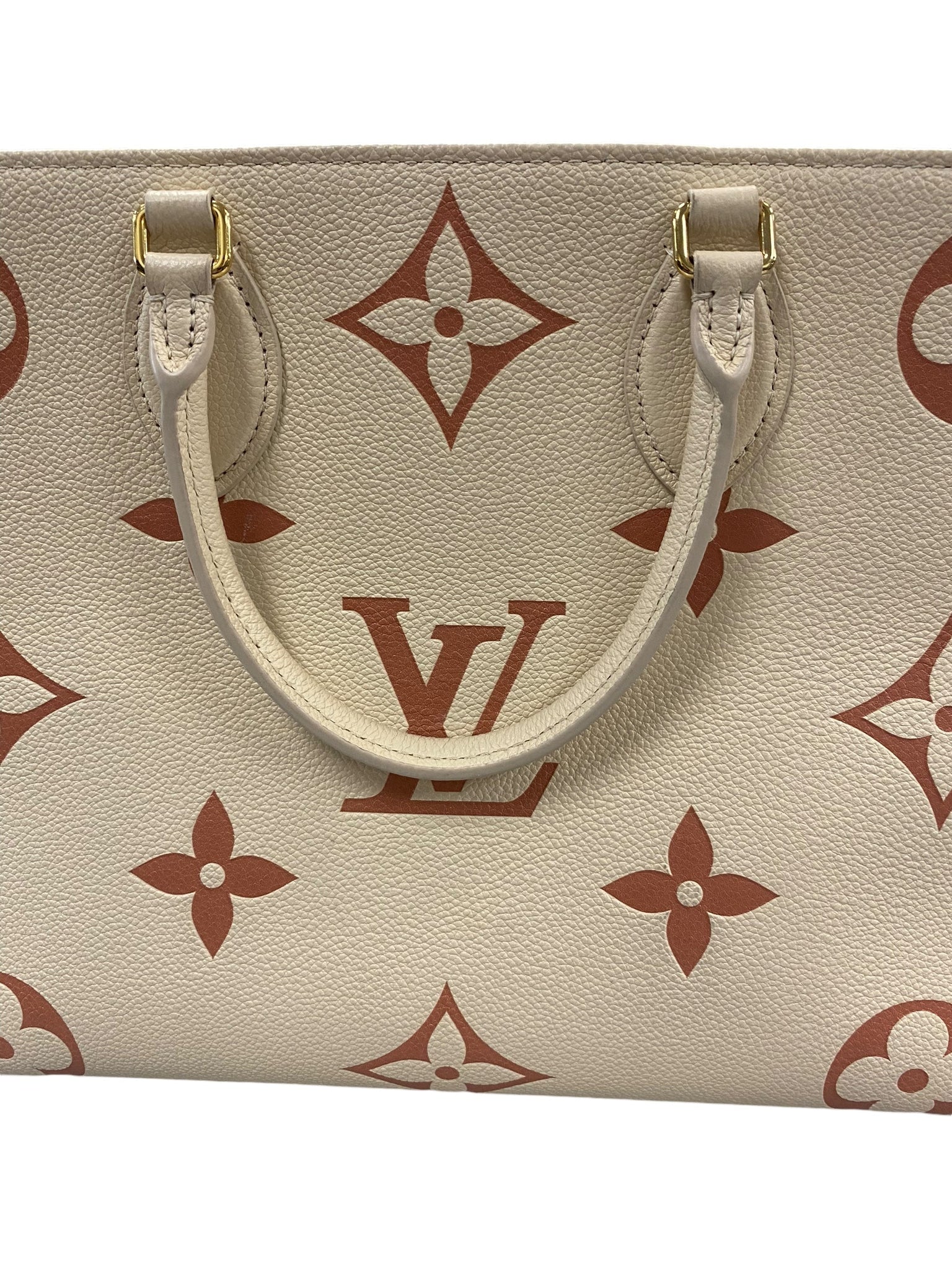 HandBag Luxury Designer By Louis Vuitton, Size: Large