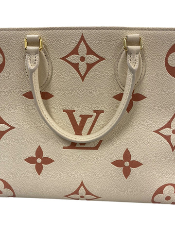 HandBag Luxury Designer By Louis Vuitton, Size: Large