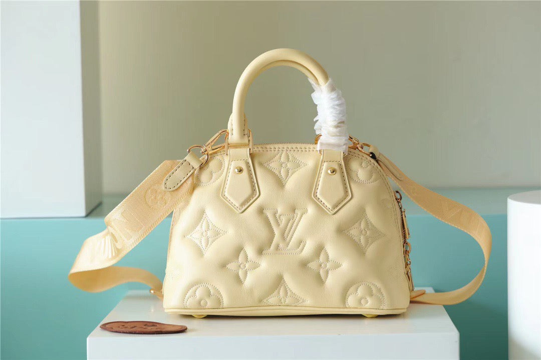 LV Alma BB Banana Yellow For Womtlm,  Shoulder And Crossbody Bags 9.6in/25cm LV M59821