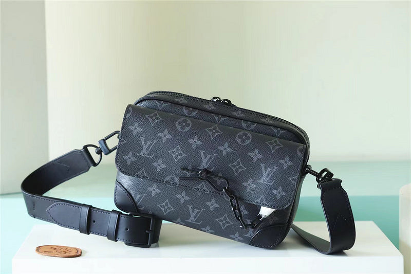 TLM - LOV Men Shoulder Bags - 018