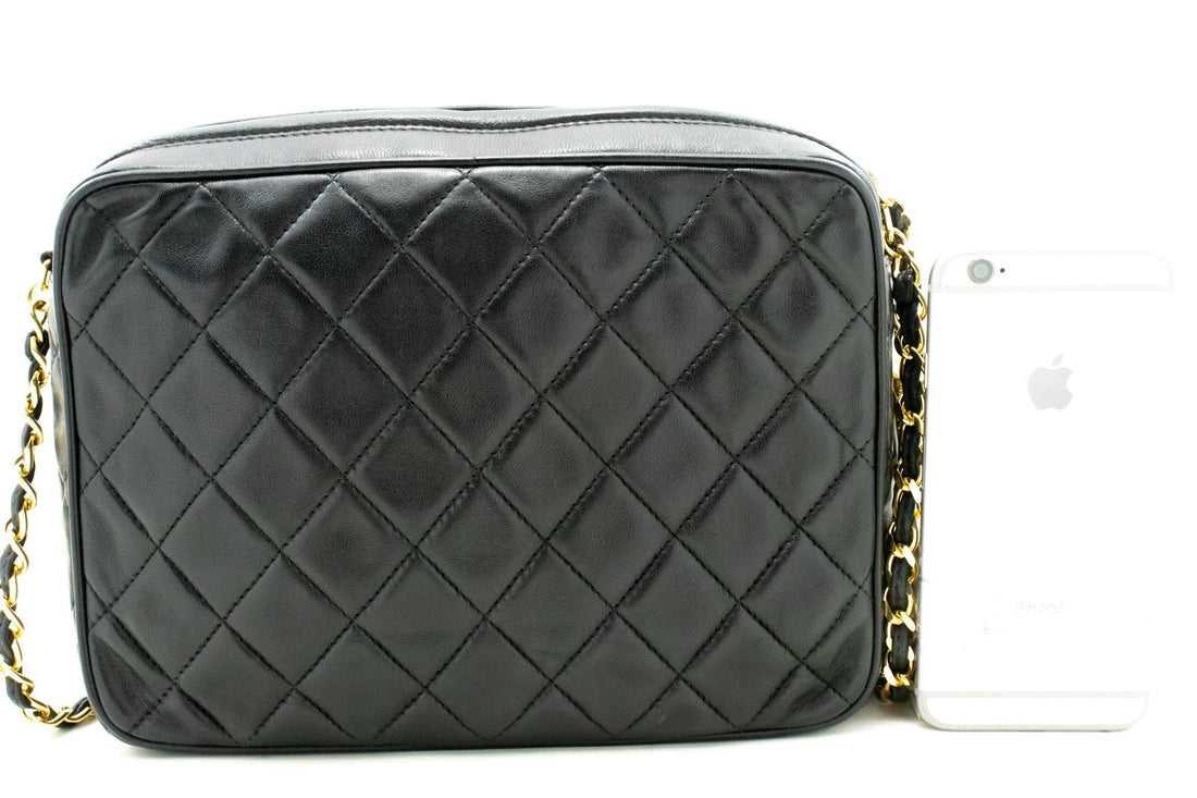 CHANEL Vintage Tassel Chain Shoulder Bag Black Quilted Zipper Lamb
