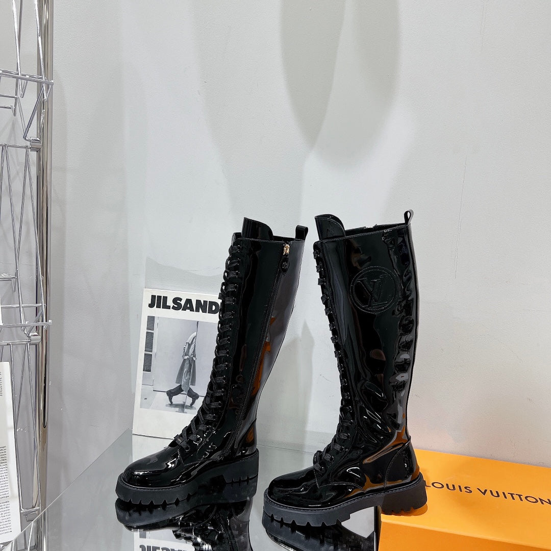Premium Louis Vuitton BOOTS 011