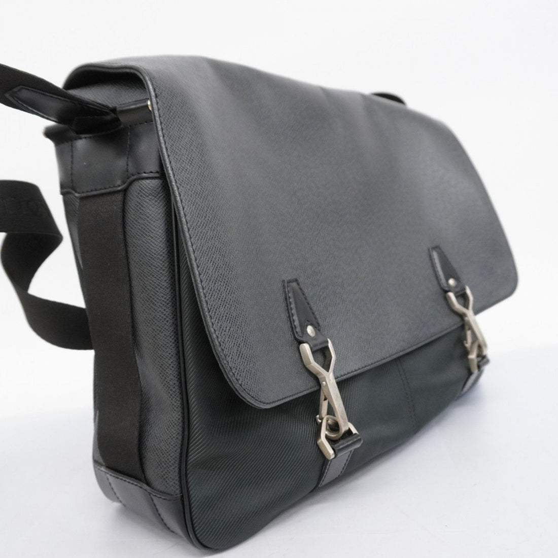 Louis Vuitton  Shoulder Bag