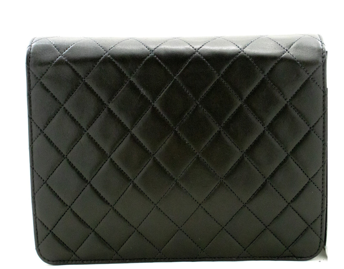 CHANEL Classic Flap Shoulder Bag