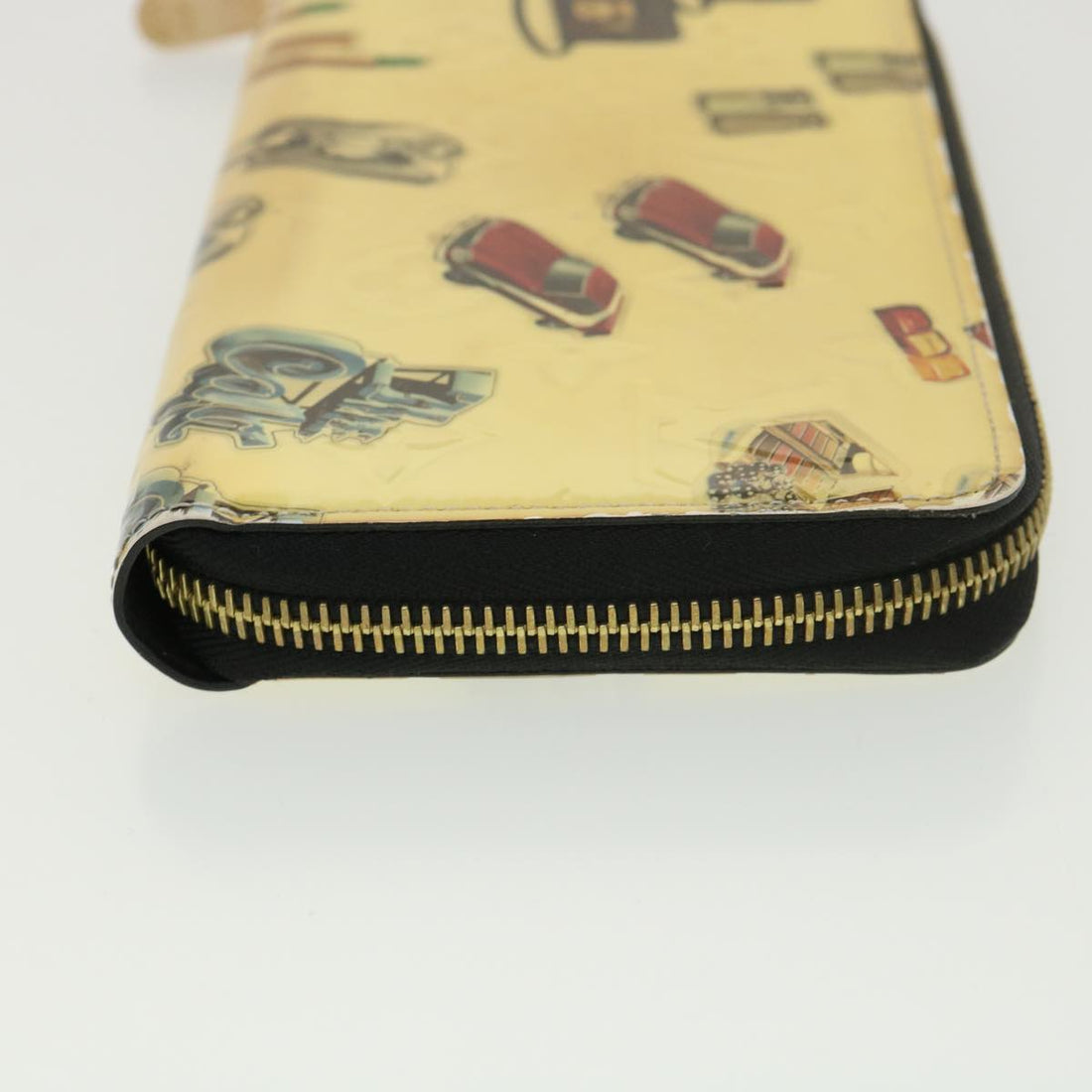 LOUIS VUITTON Vernis Nicolas Ghesquire Zippy Wallet White M50370 LV Auth 39244